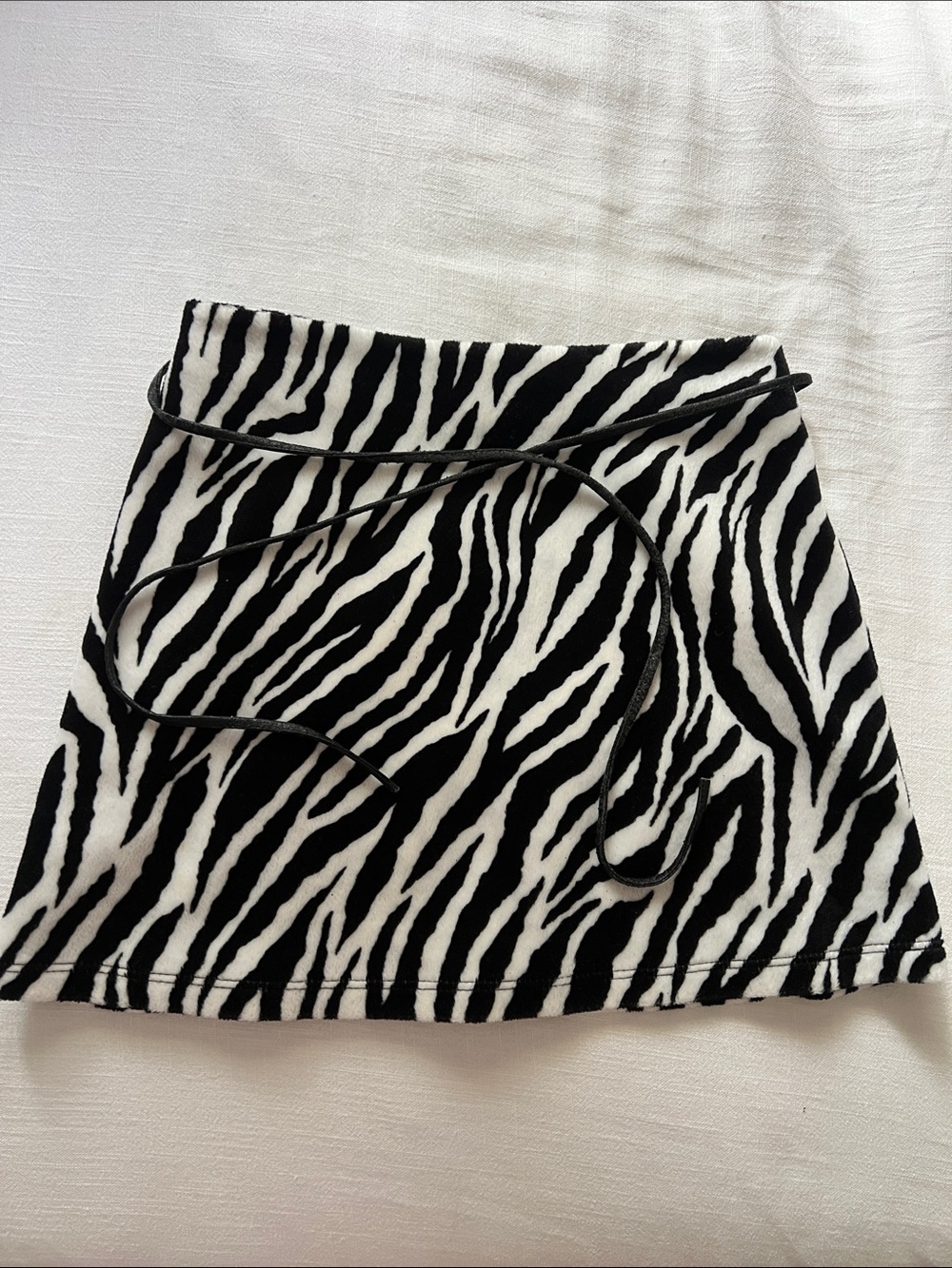 Vintage 90s forever 21 velvet zebra skirt